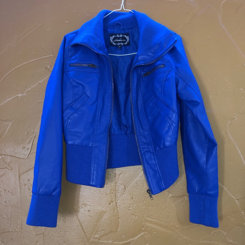 Blue leather jacket 🧊